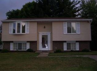 1102 Kingsbury Rd, Owings Mills, MD 21117