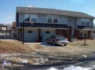 4632 N Butler Dr, Decatur, IL 62526