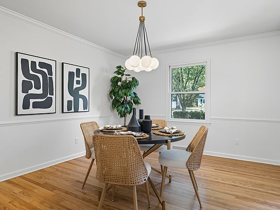 5th image of 7840 N Whittier Pl