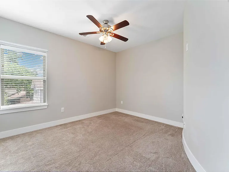 4310 Fernwood Dr — Photo 30