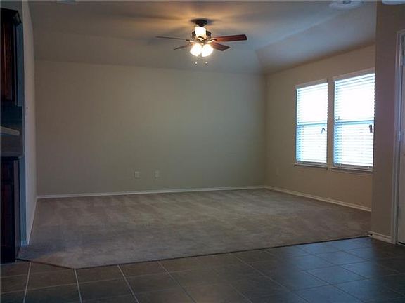 3rd image of 1213 Koto Wood Dr