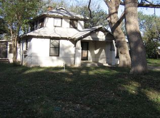 720 S High St, Uvalde, TX 78801