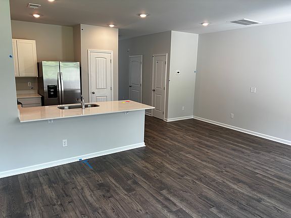 2nd image of 219 Redhead Ln