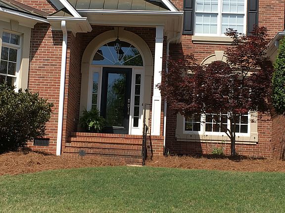 2nd image of 332 Hidden Creek Cir