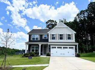 4711 Green Mountain Dr, Charlotte, NC 28215