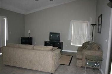 2nd image of 2883 Picadilly Cir
