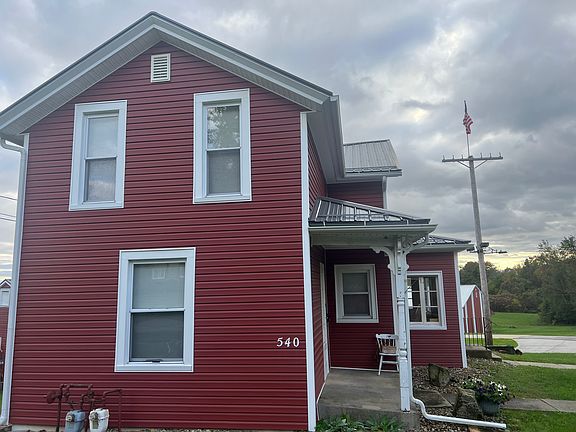 2nd image of 540 E Clinton St
