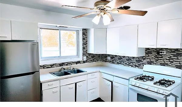 2100 Williamsburg Dr #302 — Photo 7