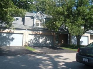 905 Old Oak Cir, Algonquin, IL