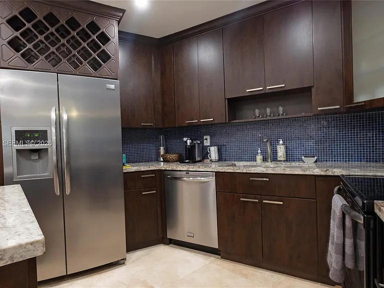 1723 NE Miami Gardens Dr #235 — Photo 3