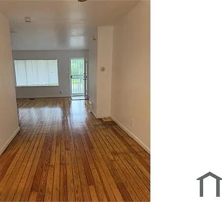 2614 S 72nd St — Photo 1