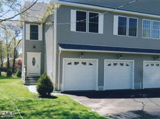 93 Sawyer Rd #A, Fairfield, CT 06480