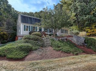 27 Kristen Ln, Burrillville, RI 02839