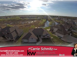 9913 Walnut Grove Ln N, Maple Grove, MN 55311