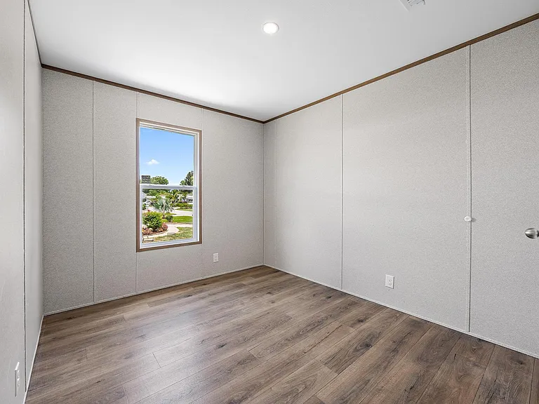 7480 SE Eagle Ave — Photo 19