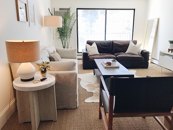 4th image of 215 Barry Ave S APT 312