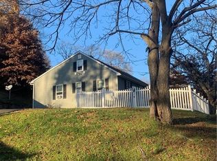 16 Clove Rd, Salisbury Mills, NY 12577