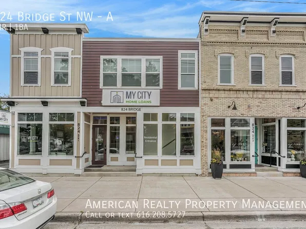 824 Bridge St NW, Grand Rapids, MI