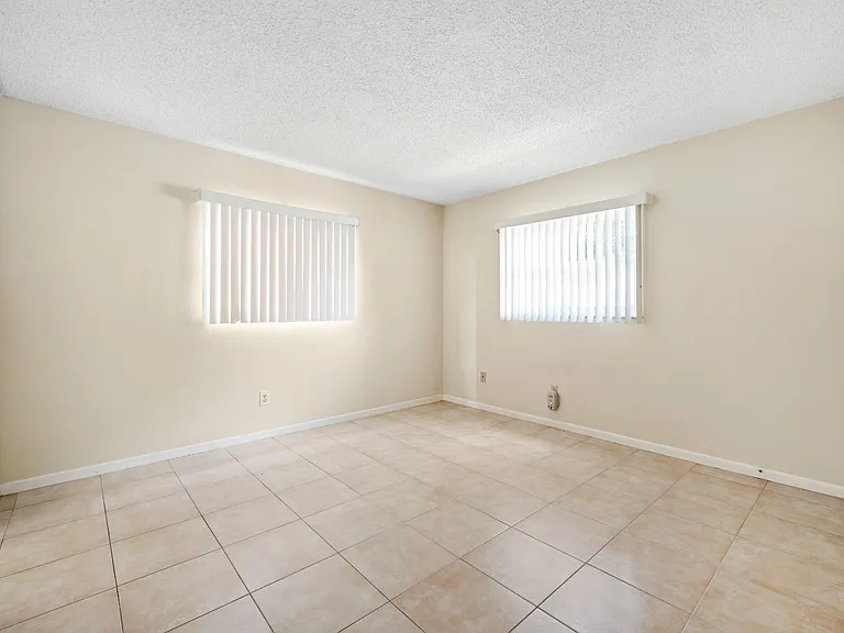 2525 W Bay Dr #A16 — Photo 18