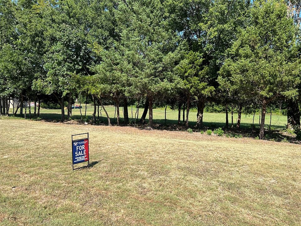 1st image of B 48 Lake Breeze Dr
