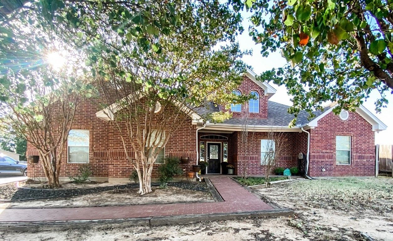 108 Deer Creek Dr, Alvord, TX 76225 MLS 20364948 Zillow