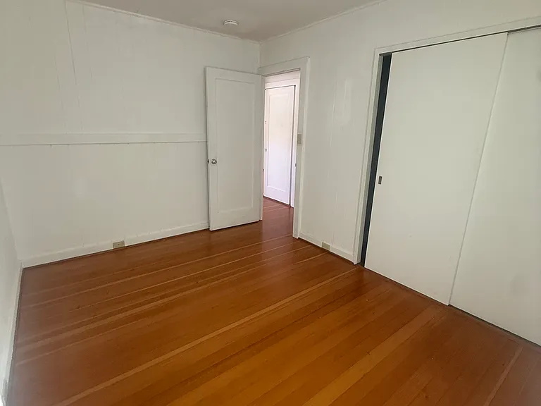 2329 Orchid St — Photo 6