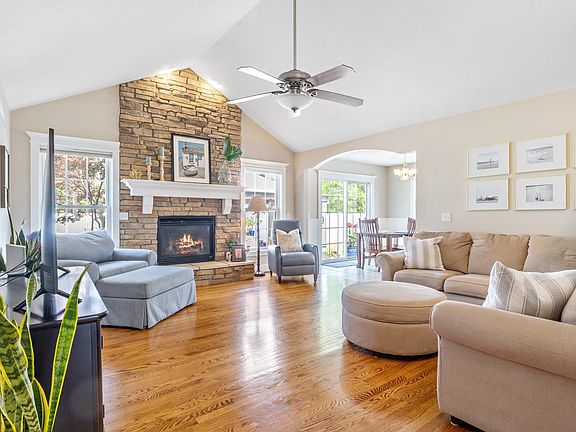 4th image of 4057 Stonegate Dr