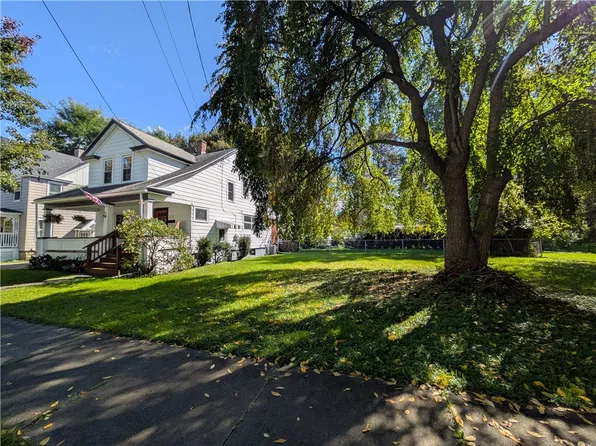 219 W 14th St, Elmira Heights, NY 14903
