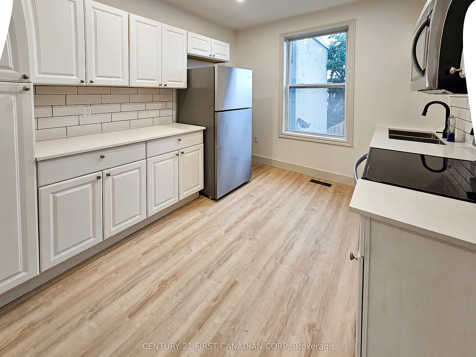 2 bed, $1,950 — Photo 3