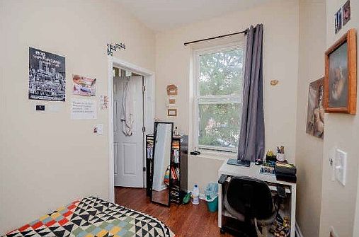 5th image of 2419 W Fullerton Ave #Gw