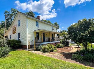 301 Jaynes St, Walhalla, SC 29691