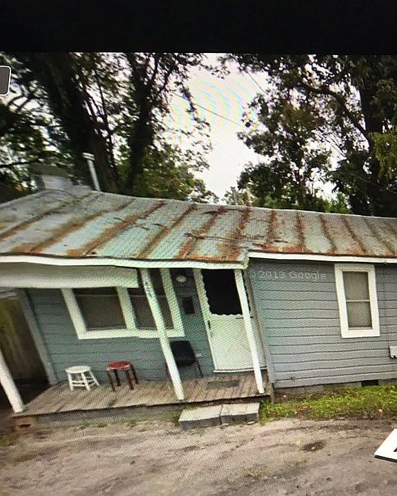 2nd image of 622 1st Ave