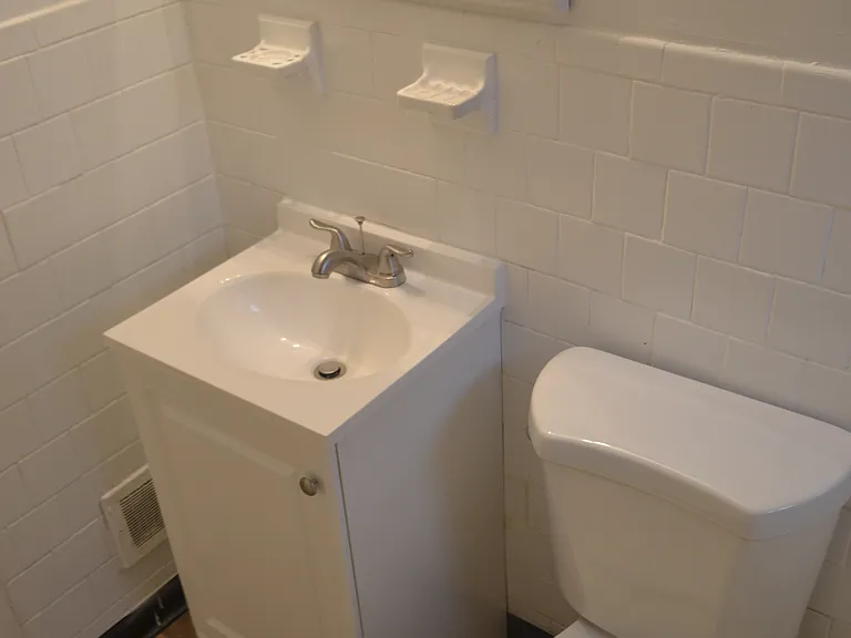 5525 Cadillac Ave — Photo 7