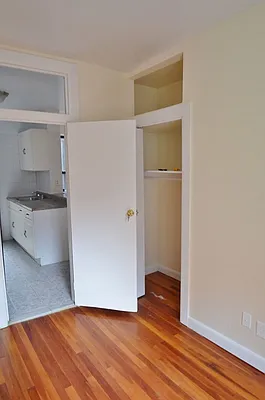 Rented by CITY SKYLINE REALTY INC | media 6