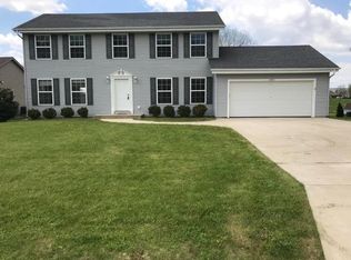 10811 S Christina Ct, Oak Creek, WI 53154