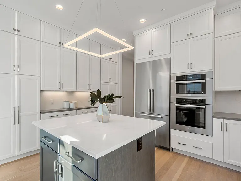 4 Knowles St #4 — Photo 8