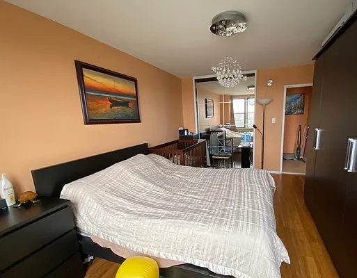 Sold by Dom Realty | media 13