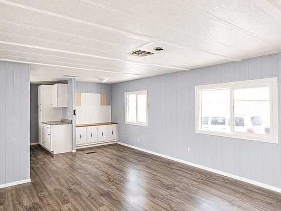 2nd image of 2305 W Ruthrauff Rd #F8