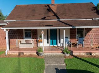 507 Norwood Ave W, Greenwood, SC 29646