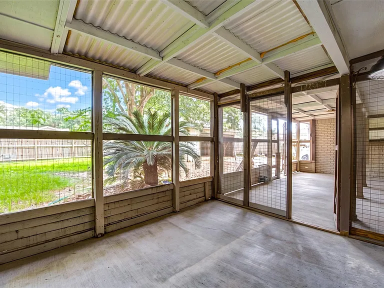 2117 Willow Wisp Dr — Photo 40