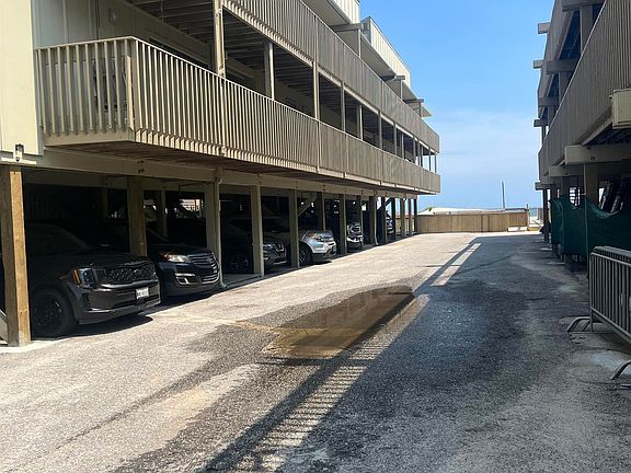 4th image of 1027 W Beach Blvd #106
