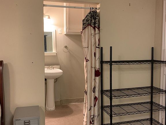 5th image of 11115 Hayslip Ln #1