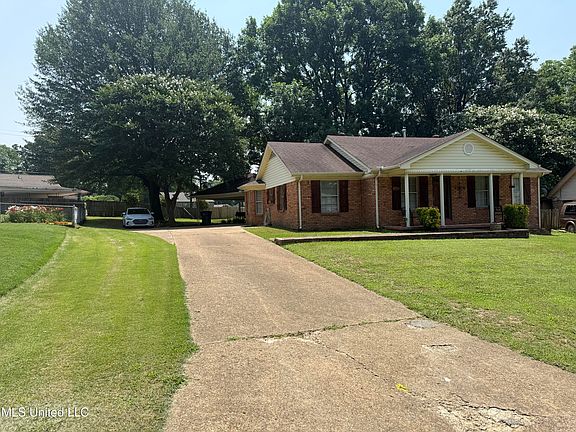 2nd image of 8528 E Cedar Cir S