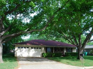 2026 Fordham Ln, Denton, TX 76201