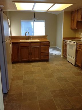 4th image of 6519 W Poinsettia Dr