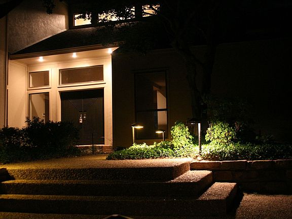 4th image of 9623 Hilldale Dr