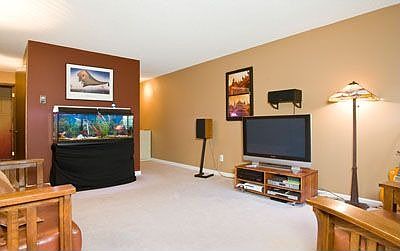 A living room for more than one!