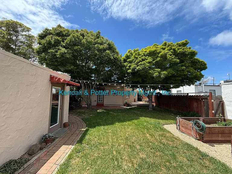66 Roosevelt St — Photo 26