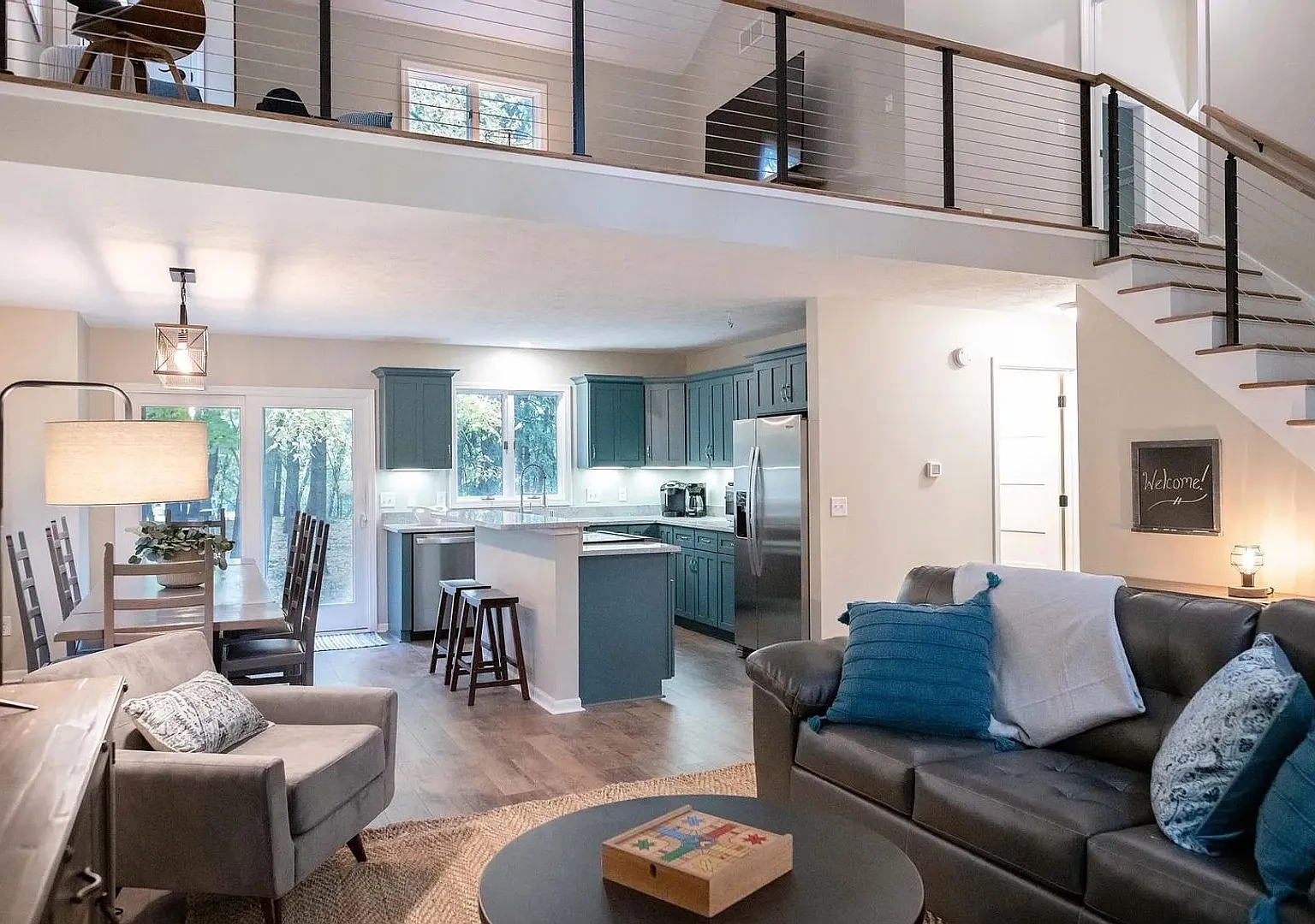 Gorgeous 3-Bedroom Waterfront Home in Saugatuck — Photo 1