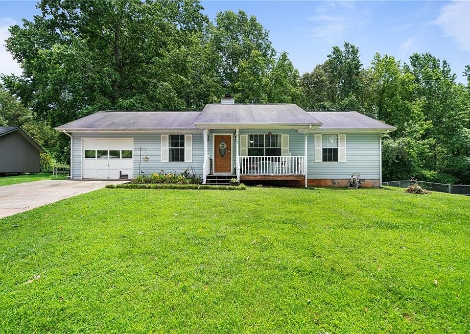 1st image of 5614 N Hall Pl